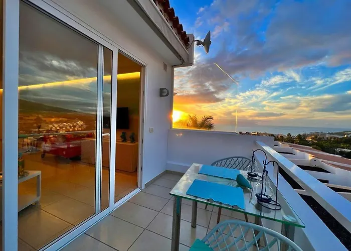 On The Wave Daire Costa Adeje